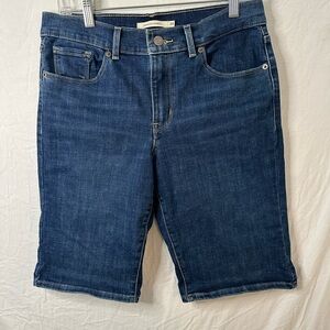 Levi’s Bermuda Denim Shorts Women’s Size 28 Mid Rise Dark Wash Stretch